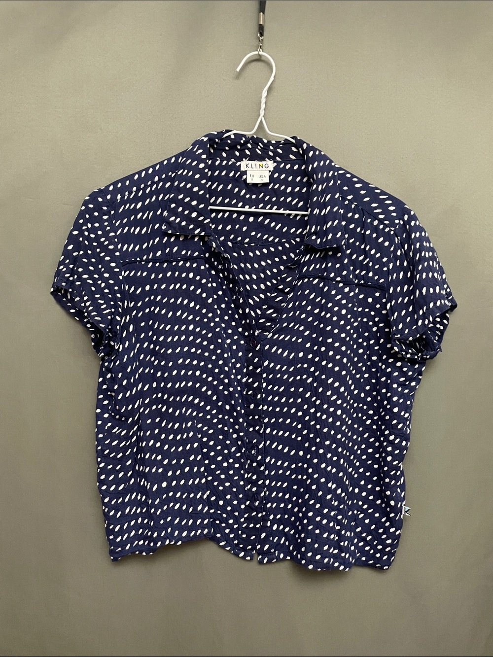 Kling Navy Blue Short Sleeve Button-Down Shirt with White Dot Print